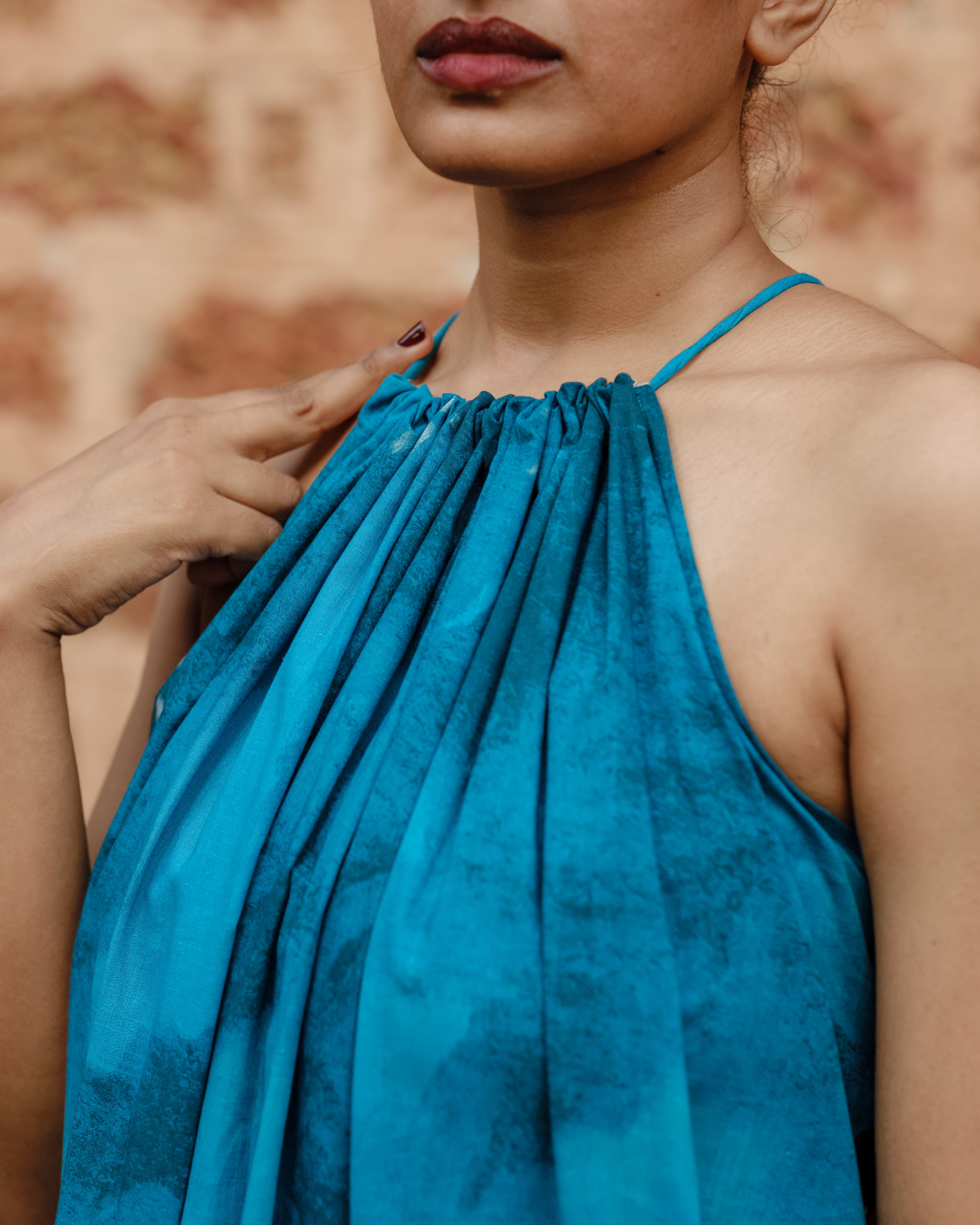 Kadhali freesize halterneck dress- blue