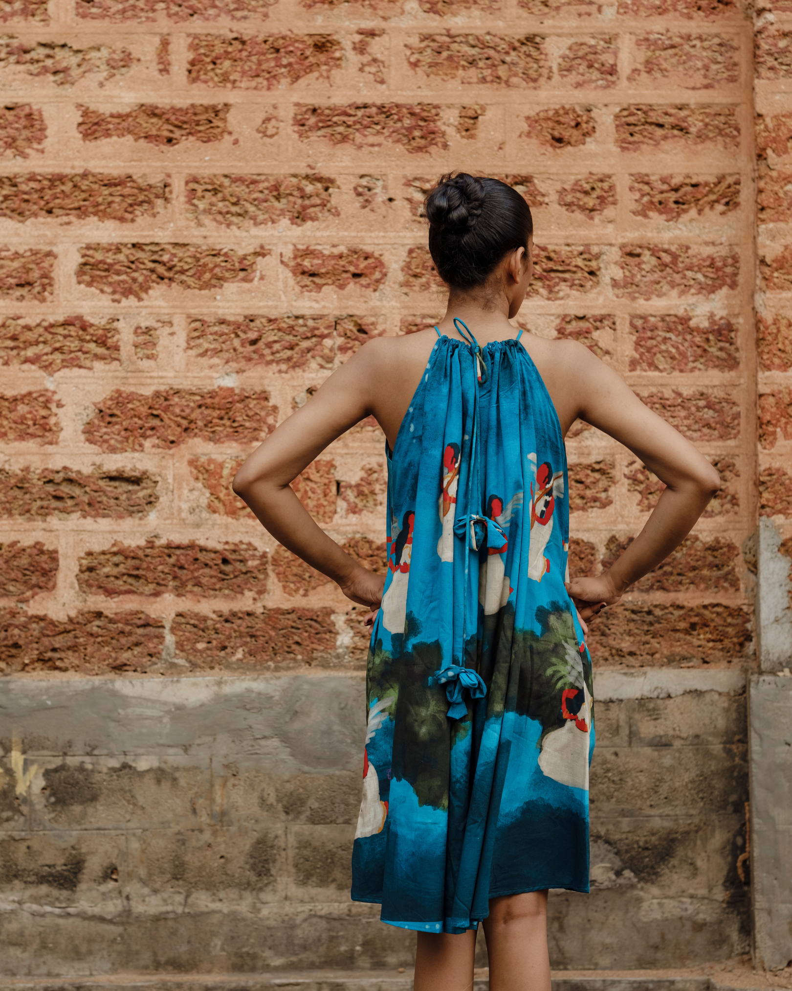 Kadhali freesize halterneck dress- blue