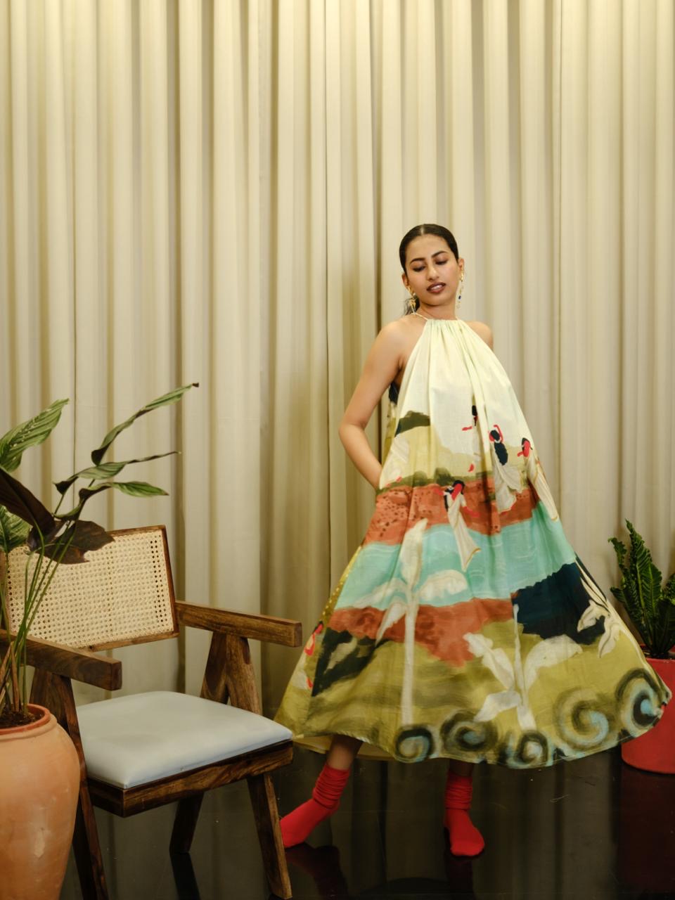 Kadhali beige halterneck-long