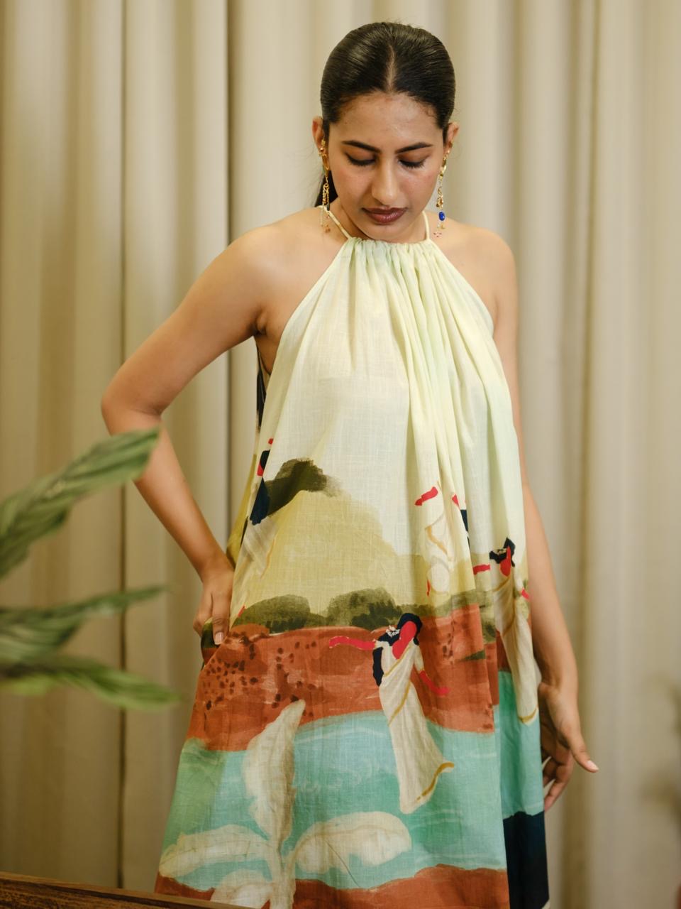 Kadhali beige halterneck-long