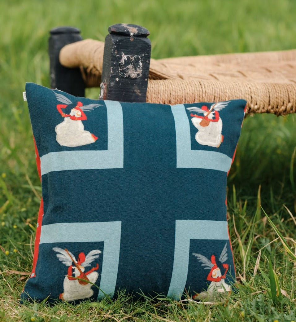 Lila cushion cover blue