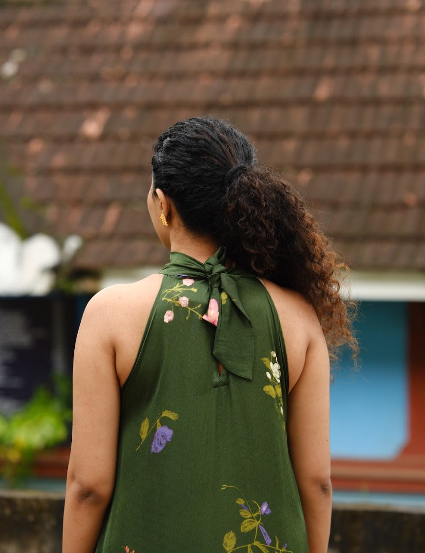 Pookkuda Halter Dress – Green