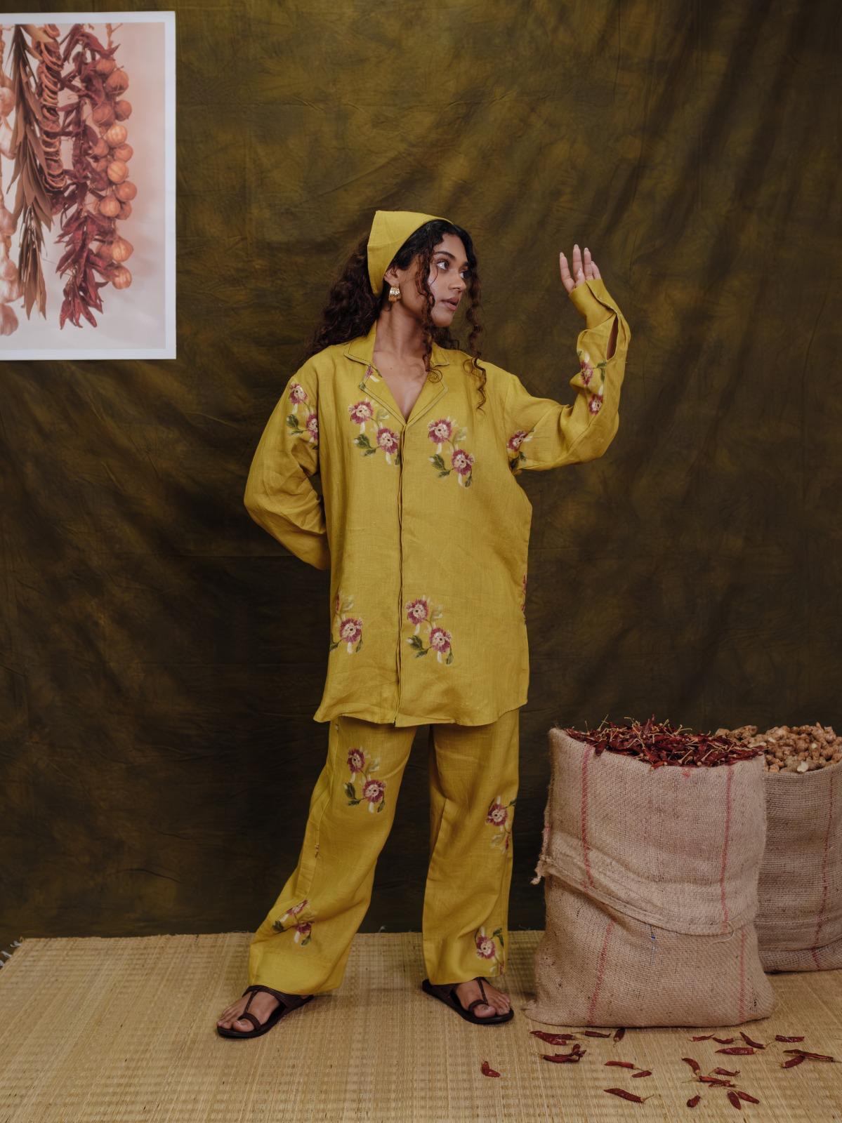 Manjal shirt classic