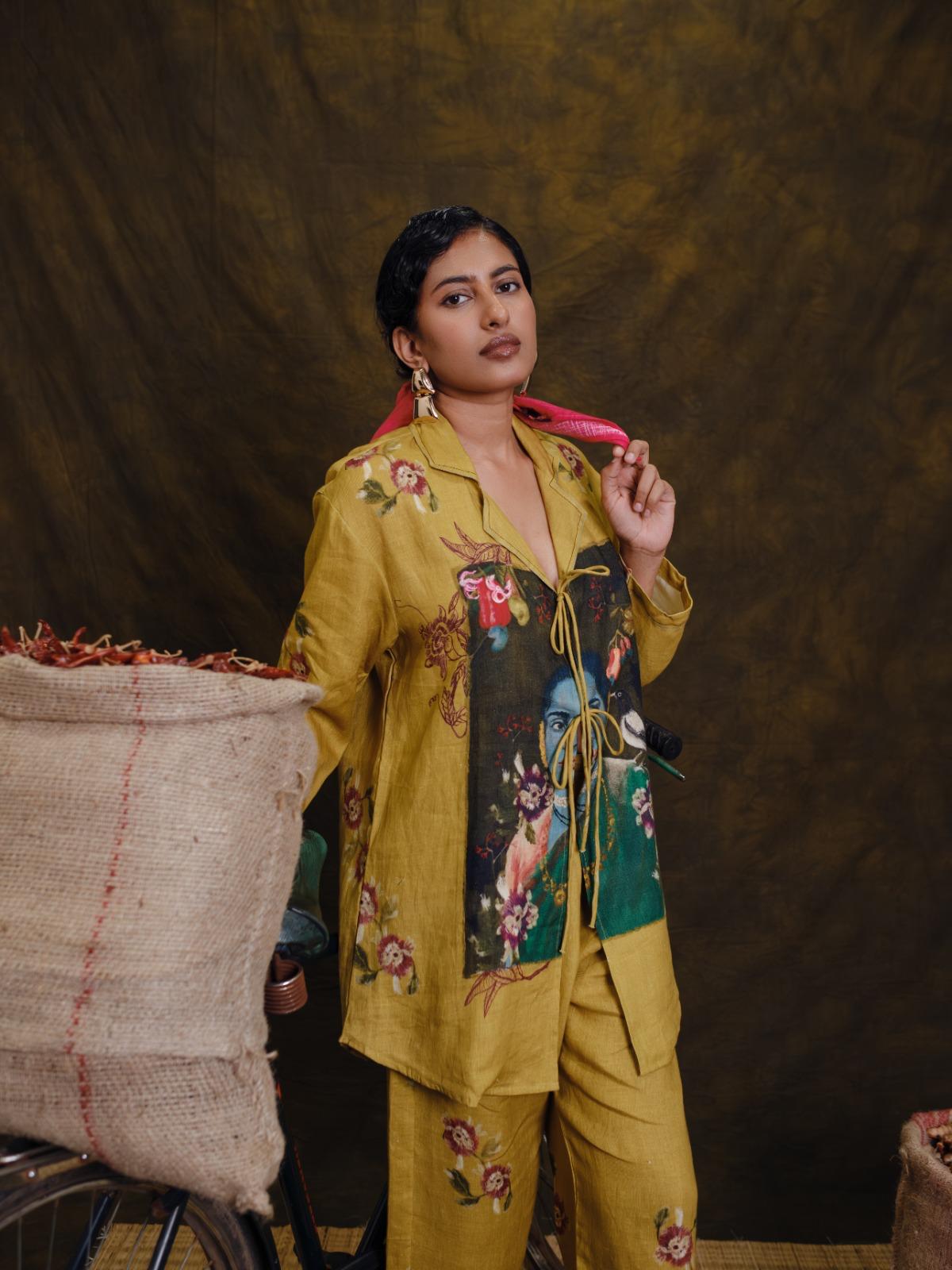 Manjal front tie top