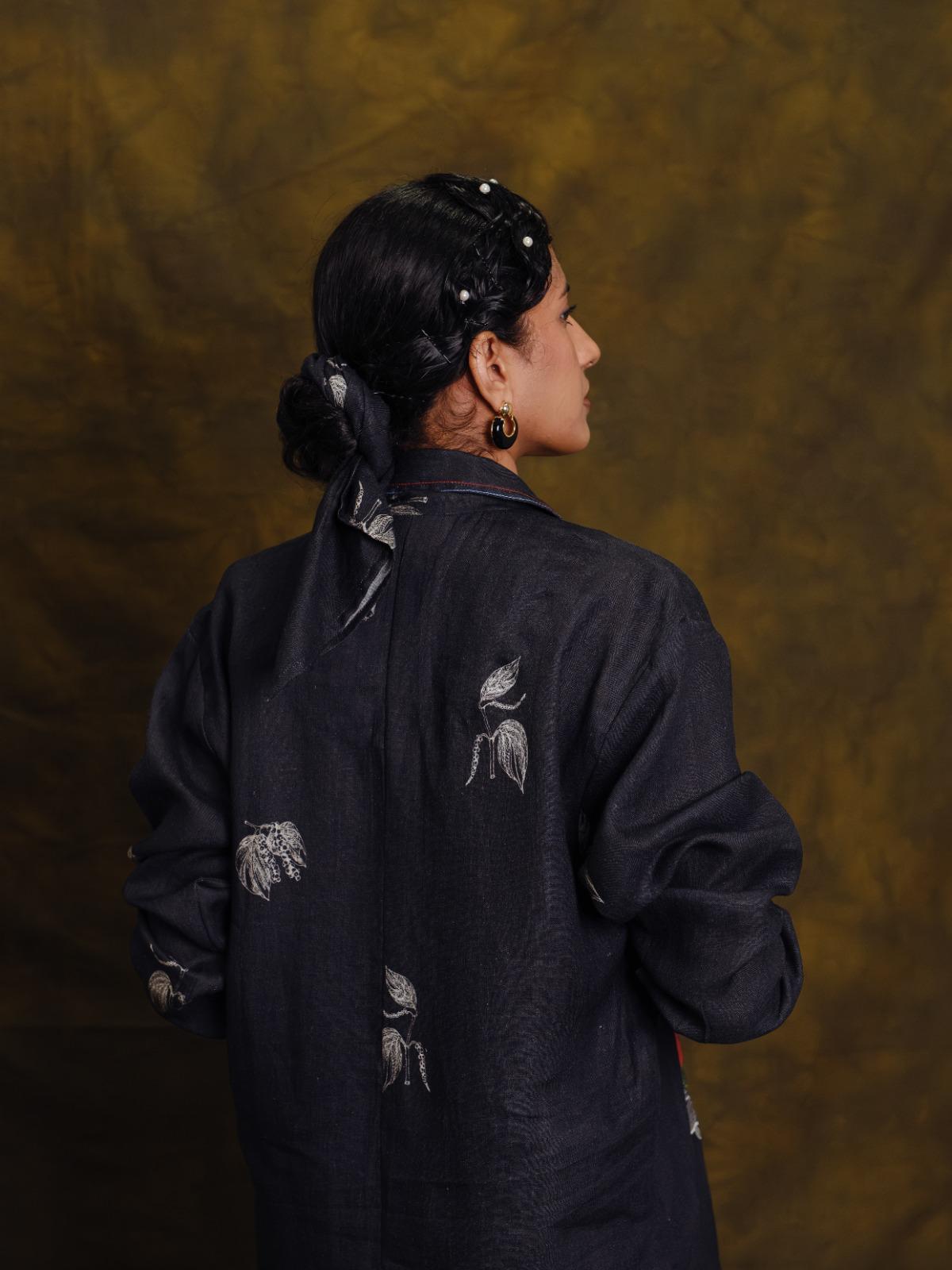 Mulaku shirt signature