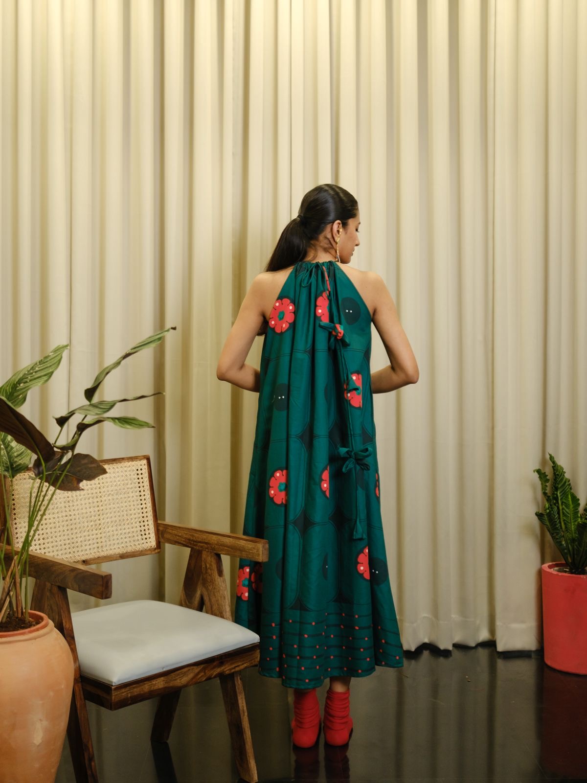 Tira long halterneck