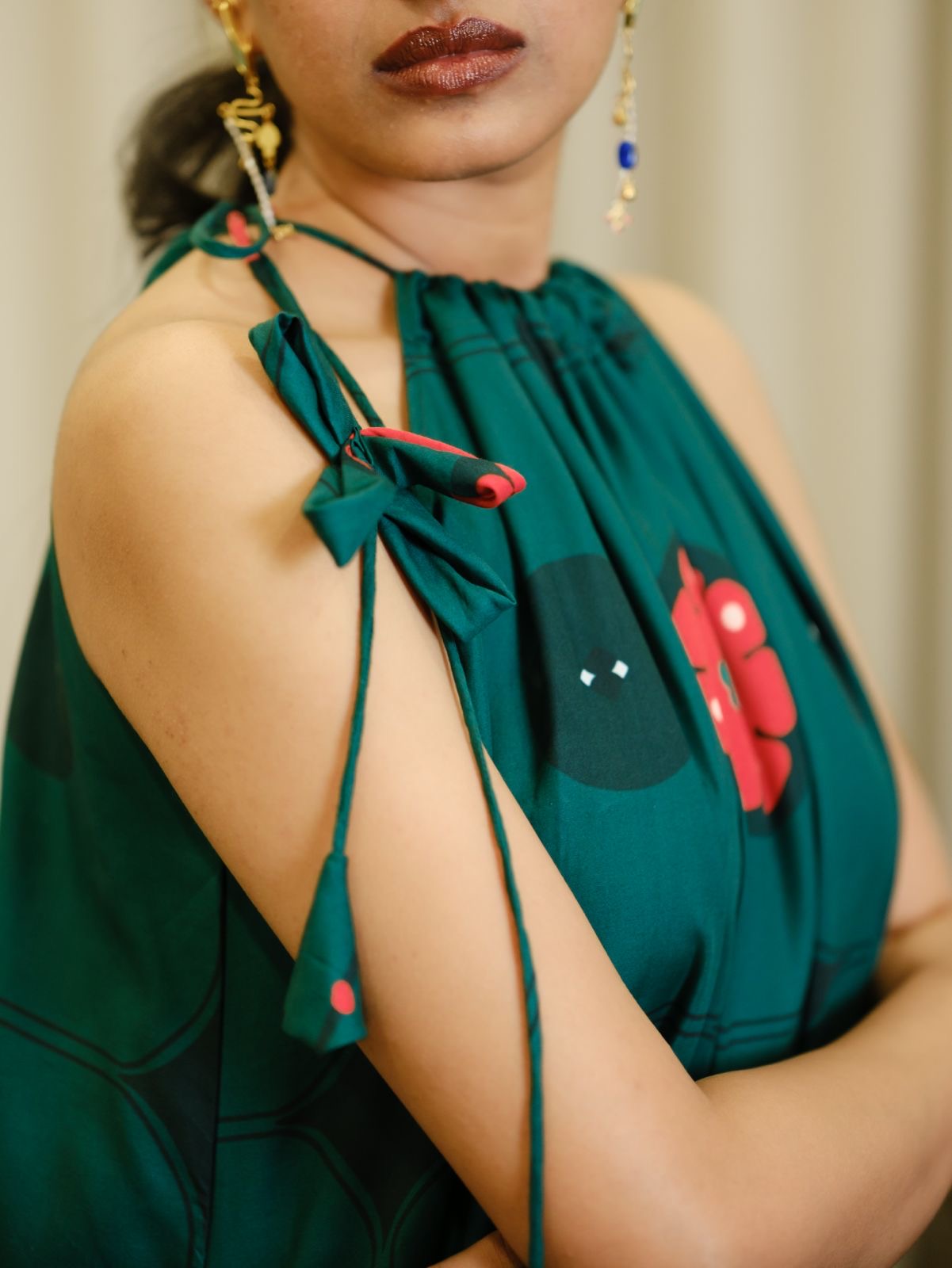 Tira long halterneck