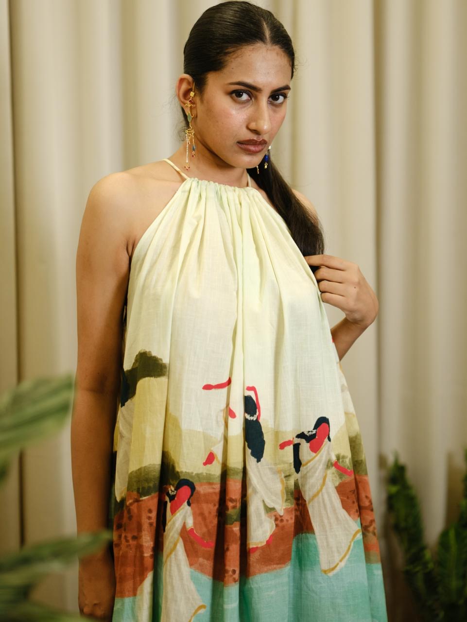 Kadhali beige halterneck-long